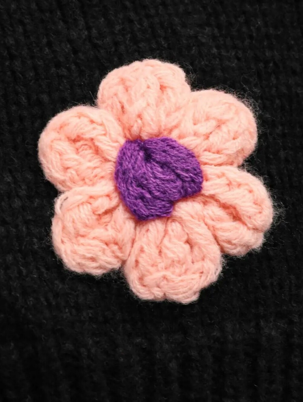 Cider Knit V-neck Button Flower Cardigan NWT Medium - Picture 2 of 12